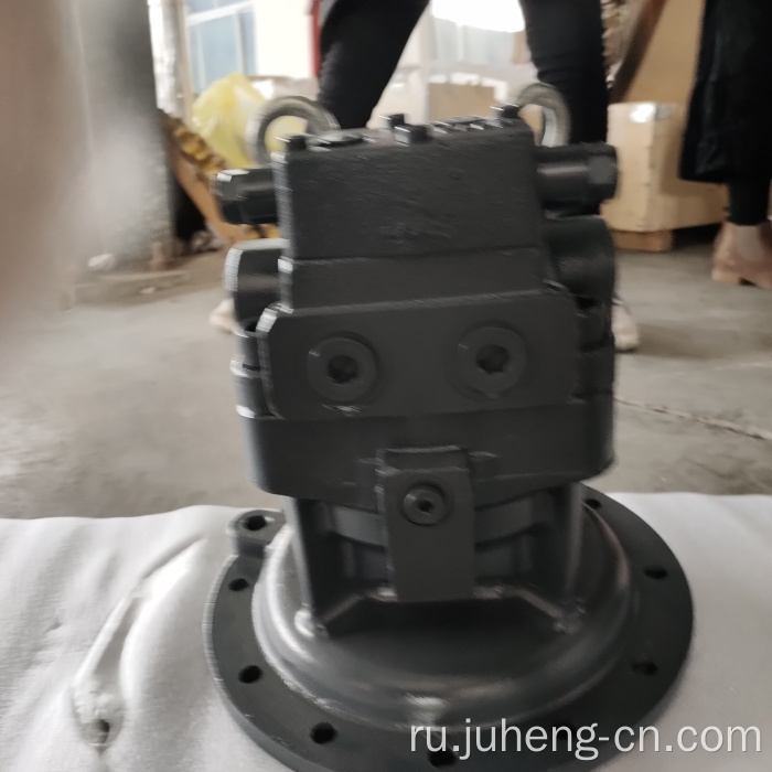 Поворотный двигатель SK200-8 YN15V00035F1